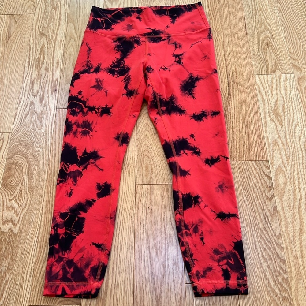 Lululemon wunder train 25” carnation red tie dye game day leggings SZ 10.